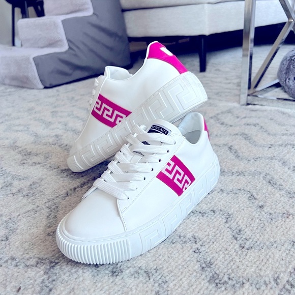 Versace GRECA SNEAKERS pink and White does NWT Shoes - Picture 1 of 8